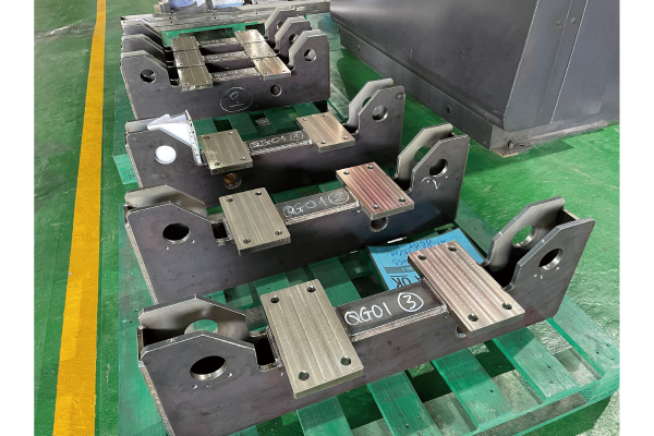 可動部品機械加工